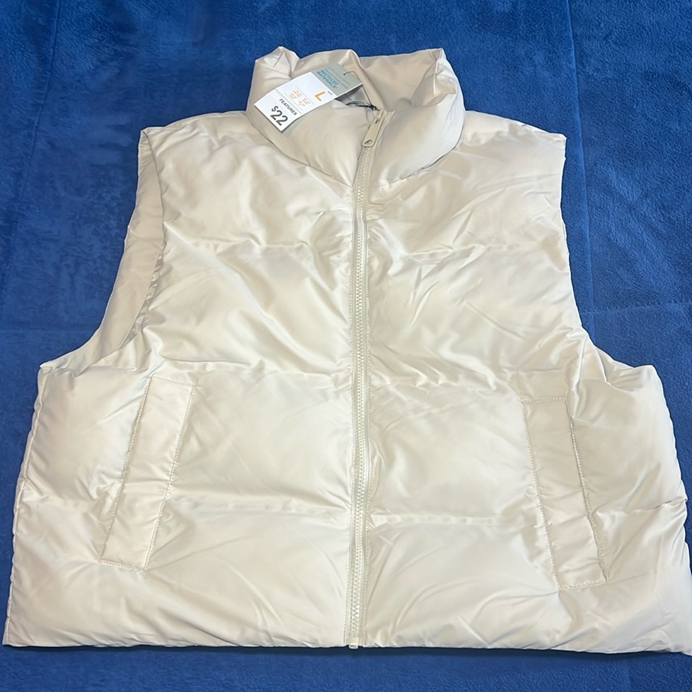 NWT Cream Color Primark Vest, Size L